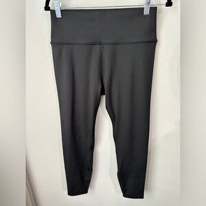 NWOT Vuori inversion Ribbed legging Black Large Athleisure